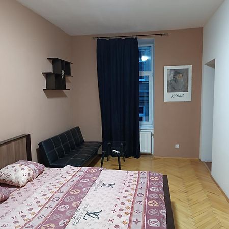 Ляльковий Театр Не Мансарда Lviv Eksteriør bilde