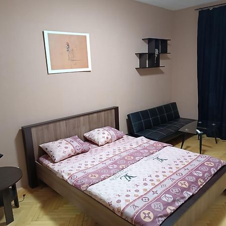 Ляльковий Театр Не Мансарда Lviv Eksteriør bilde